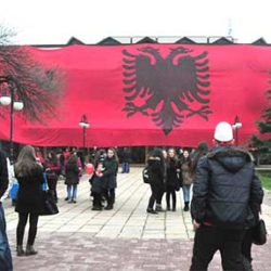 За АРНАУТИТЕ