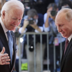 Плановите на Џо за Украина